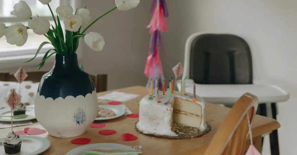 The Best 18+ Birthday Tablescape Ideas You Need to Try